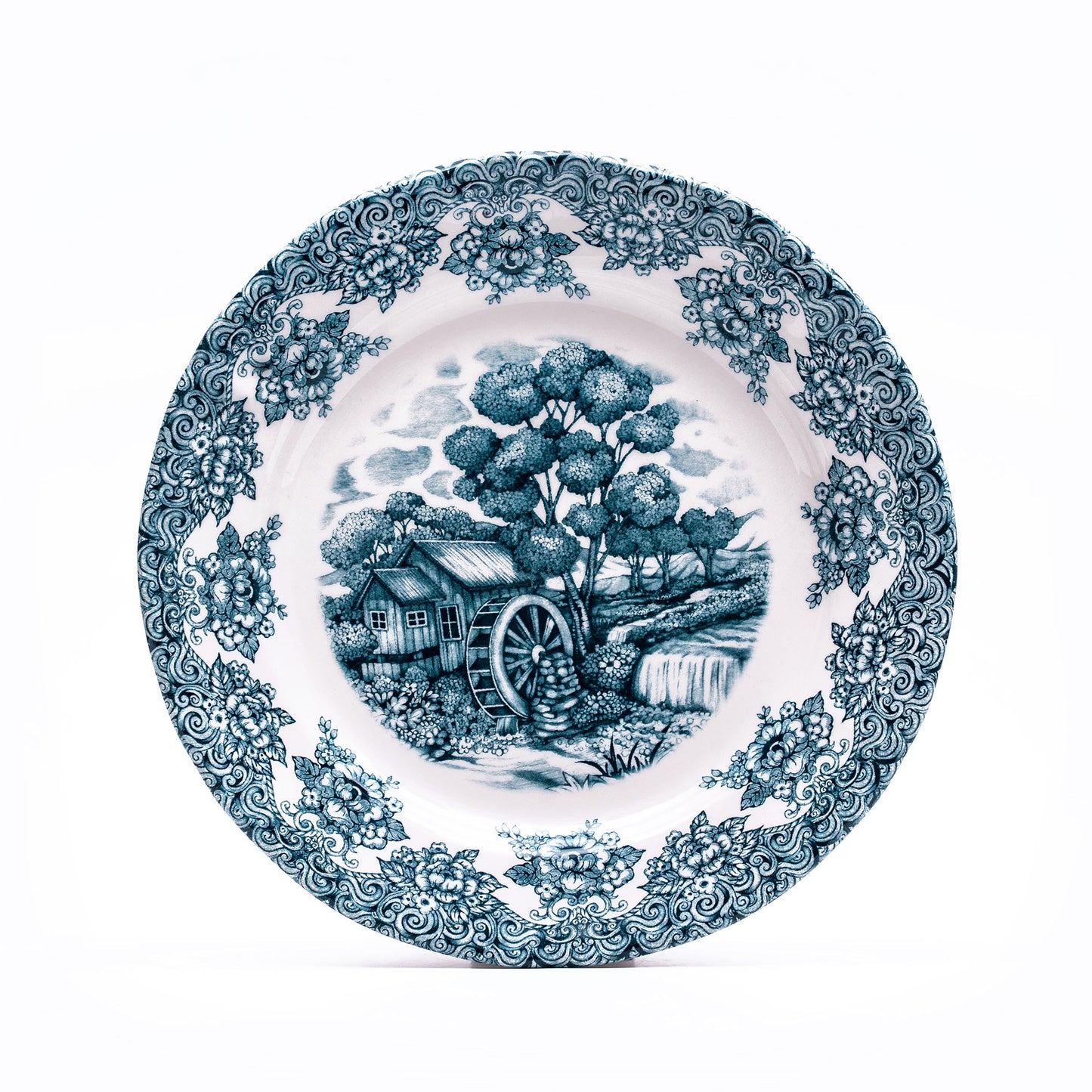 12" Round Charger Plate - Water Wheel